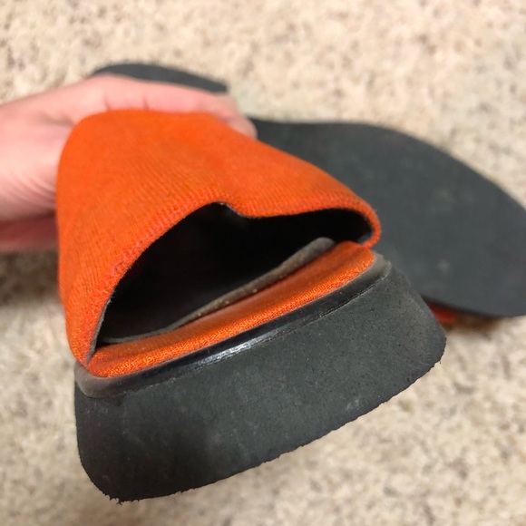 Bright orange 90s platform sandals - Picture 4 of 4